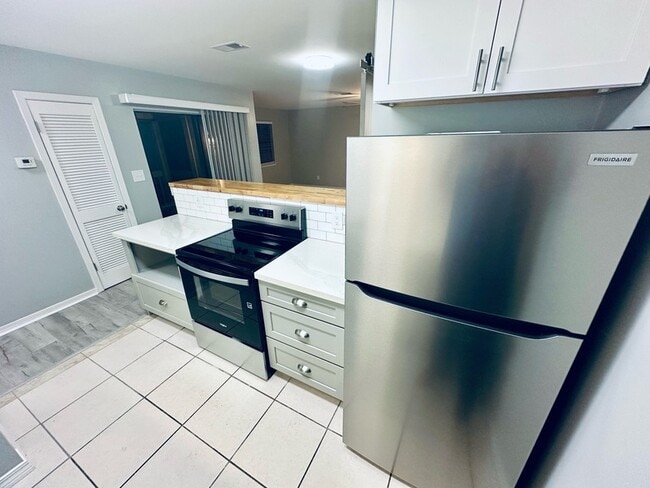 500 Lincoln St in Daphne, AL - Building Photo - Building Photo