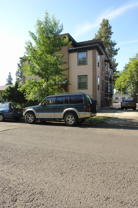 1428 W 10th Ave in Spokane, WA - Building Photo