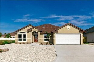 15233 Capstan St in Corpus Christi, TX - Building Photo