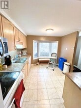 276 Benesfort Crescent in Kitchener, ON - Building Photo - Building Photo