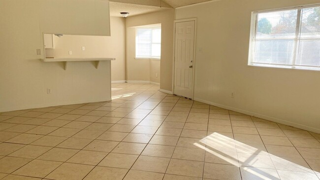 6811 Winding Trace Dr in Houston, TX - Building Photo - Building Photo