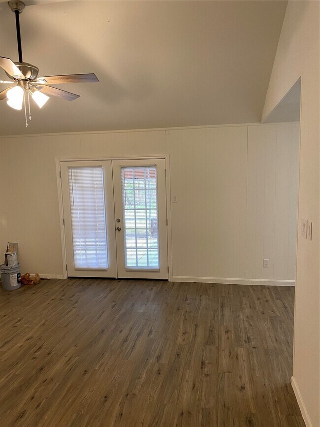 5623 Maywood Dr in Houston, TX - Building Photo - Building Photo