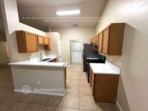 1091 SW California Blvd in Port St. Lucie, FL - Building Photo - Building Photo