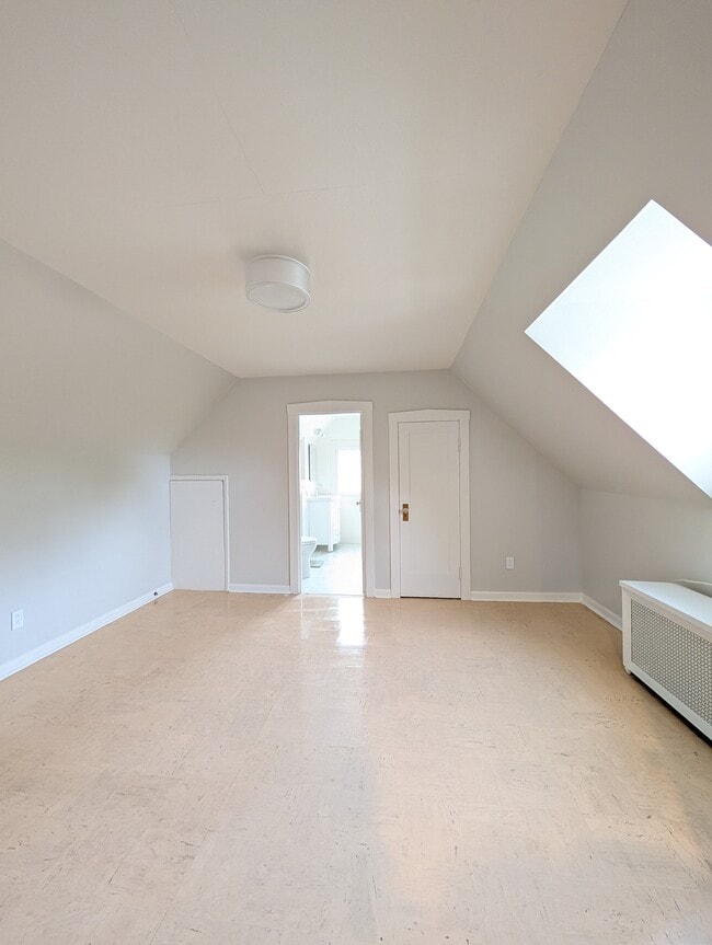 property at 1712 S Prospect Ave