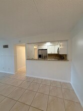 5805 Washington St in Hollywood, FL - Building Photo - Building Photo