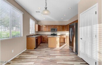 9043 W Fullam St in Peoria, AZ - Building Photo - Building Photo