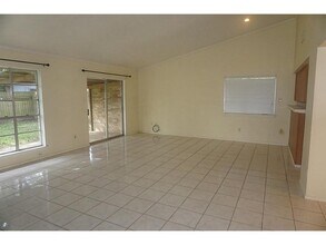 14311 Templar Ln in Sugar Land, TX - Building Photo - Building Photo