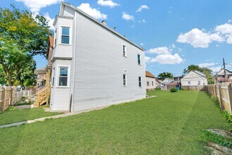 714 W 48th Pl in Chicago, IL - Foto de edificio - Building Photo