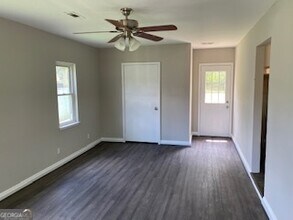 351 Meadow Trace Dr in Auburn, GA - Building Photo - Building Photo