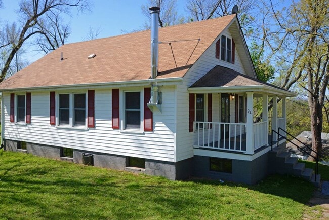 22 6th St NW in Pulaski, VA - Building Photo - Building Photo