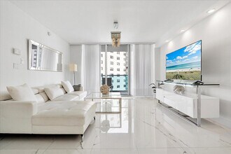 4001 S Ocean Dr in Hollywood, FL - Building Photo - Building Photo