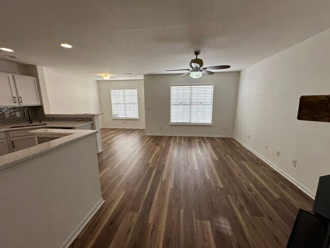 821 Creek Crossing Trail in Whitsett, NC - Building Photo - Building Photo