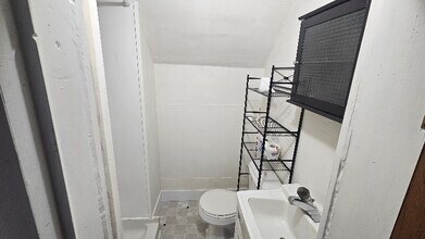 361 Fort St in Nelsonville, OH - Foto de edificio - Building Photo