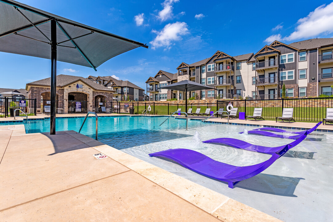 Cedar Ridge Apartments in Tulsa, OK - Foto de edificio