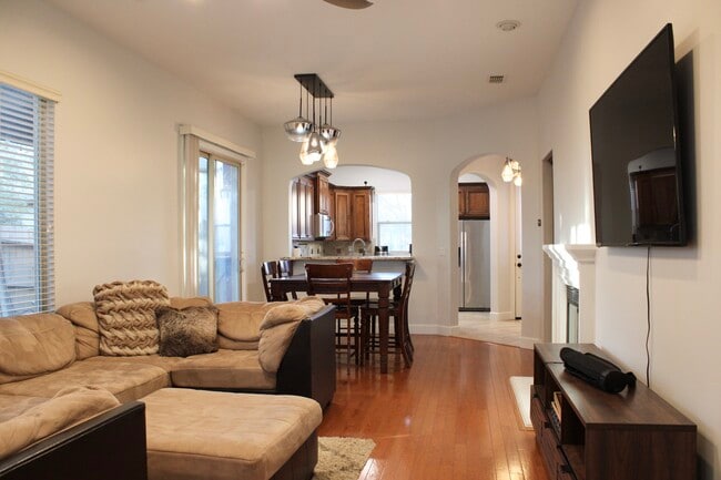 7320 Orchard Cir in Penryn, CA - Building Photo - Building Photo