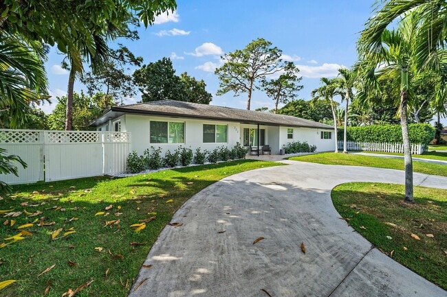 722 SW 25th Pl in Boynton Beach, FL - Building Photo - Building Photo