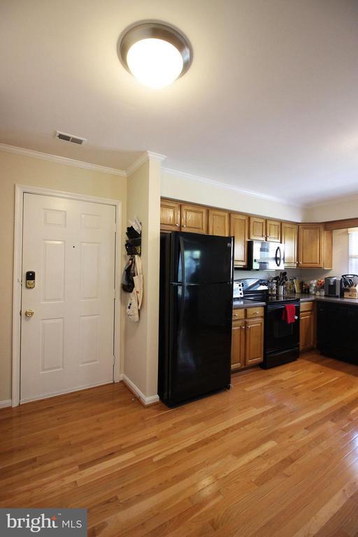 1135 N Utah St in Arlington, VA - Building Photo - Building Photo
