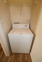 2416 Pomelo Pl NW in Albuquerque, NM - Building Photo - Building Photo