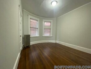 34 Orkney Rd, Unit 2 in Boston, MA - Building Photo - Building Photo