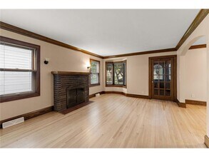 5317 Abbott Ave S in Minneapolis, MN - Building Photo - Building Photo