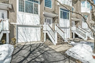 10514 8th Ave N in Minneapolis, MN - Building Photo