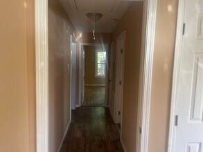 5165 Washington Ave in Baton Rouge, LA - Foto de edificio - Building Photo