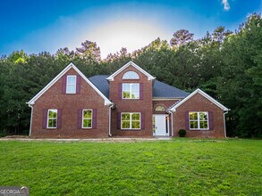 4085 Fawn Valley Dr in Loganville, GA - Building Photo - Building Photo