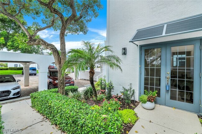859 Tanbark Dr in Naples, FL - Building Photo - Building Photo