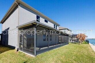 403 Blue Cypress Dr in Groveland, FL - Building Photo - Building Photo