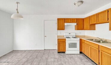 12335 Tierra Baja Way in El Paso, TX - Building Photo - Building Photo