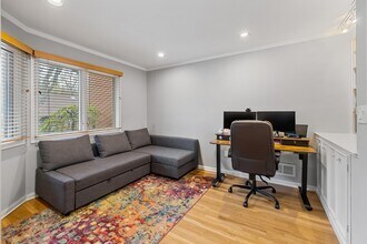 87 Sullivan Dr in West Orange, NJ - Building Photo - Building Photo