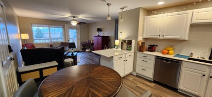 2240 Baxter Ln in Bozeman, MT - Foto de edificio - Building Photo