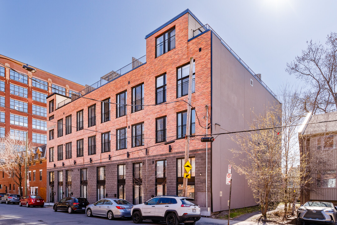 1900 Augustin-Cantin Rue in Montréal, QC - Building Photo