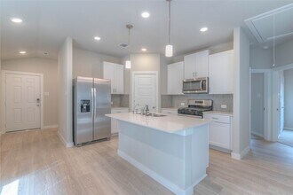 1721 Succotash Oak Ct in Conroe, TX - Building Photo - Building Photo