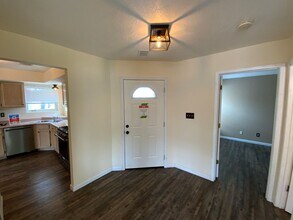 1941 Lee Loop NE in Rio Rancho, NM - Building Photo - Building Photo