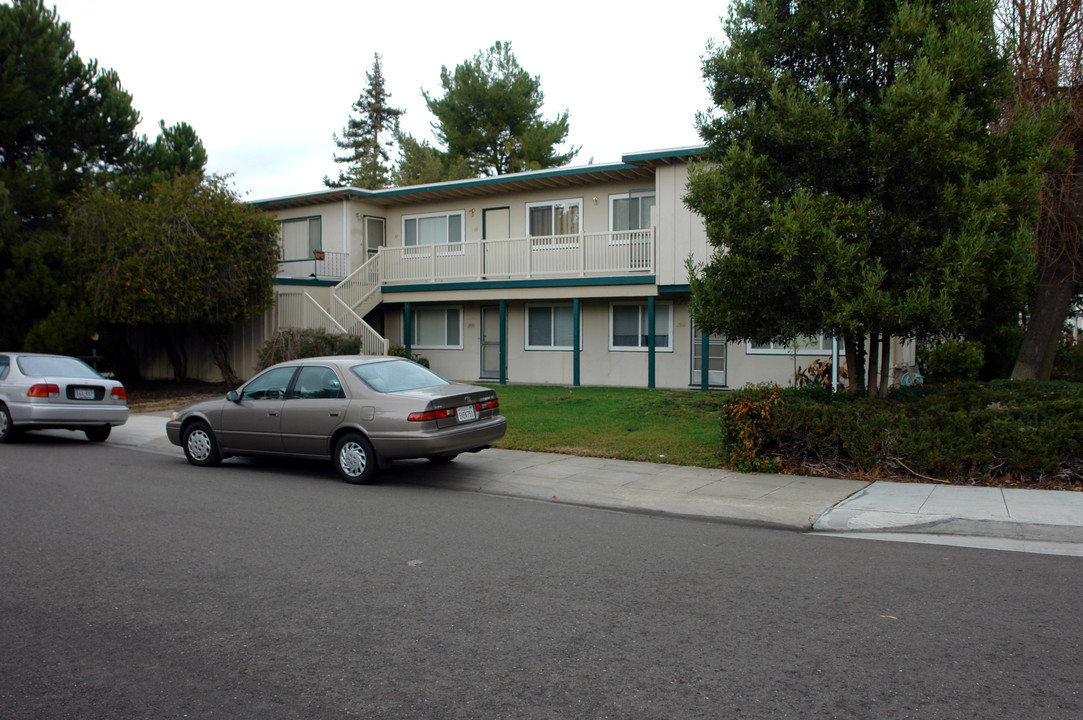 2965 Emerson St in Palo Alto, CA - Foto de edificio