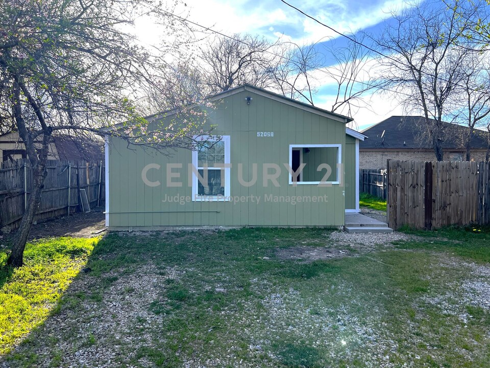 5205 Calloway St in Fort Worth, TX - Building Photo