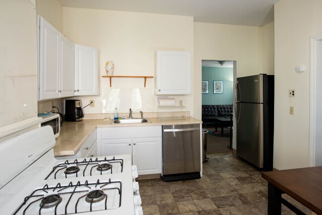 42 Everett St, Unit 42 Everett Street in Boston, MA - Foto de edificio - Building Photo