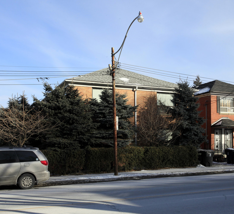 67 Keele St in Toronto, ON - Building Photo