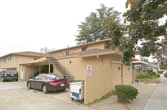 1865 Fruitdale Ave in San Jose, CA - Building Photo - Building Photo