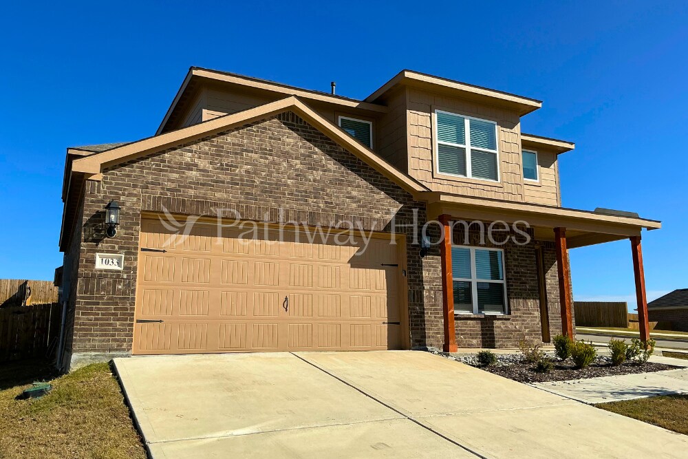 1033 Sleepy Owl Ln in Fort Worth, TX - Building Photo