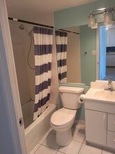 5125 Blodgett Ave, Unit 514 in Downers Grove, IL - Building Photo - Building Photo