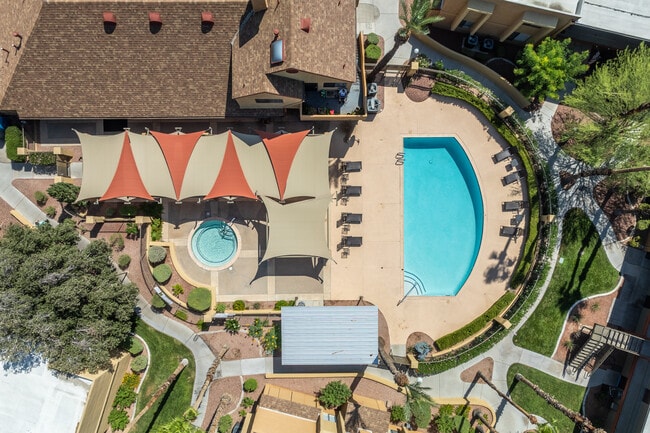 Heritage Park Senior Apartments in Las Vegas, NV - Building Photo - Building Photo