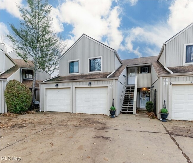 property at 27 Landings Way