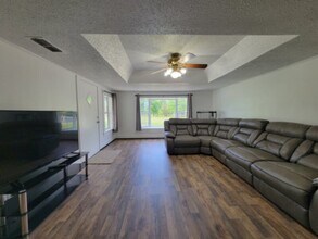 1112 County Rd in Grand Saline, TX - Building Photo - Building Photo