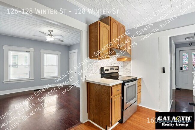 126-128 Winter St in Manchester, NH - Building Photo - Building Photo
