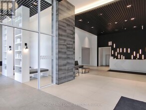 2489 Taunton Rd in Oakville, ON - Building Photo - Building Photo