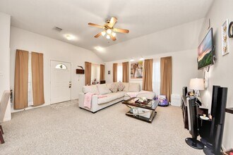 1611 Bob White in Brookshire, TX - Building Photo - Building Photo