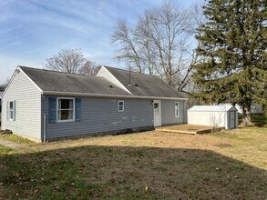 19 Bennett Rd in Poughkeepsie, NY - Building Photo - Building Photo