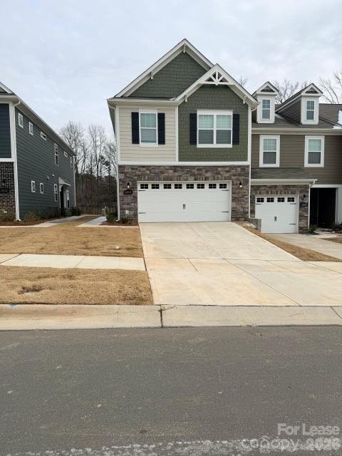 property at 2012 Highland Park Dr